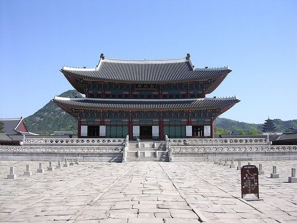 경복궁 근정전 · 촬영일 미상 · 후원이나 현재 현장 상태를 나타내지 않습니다.